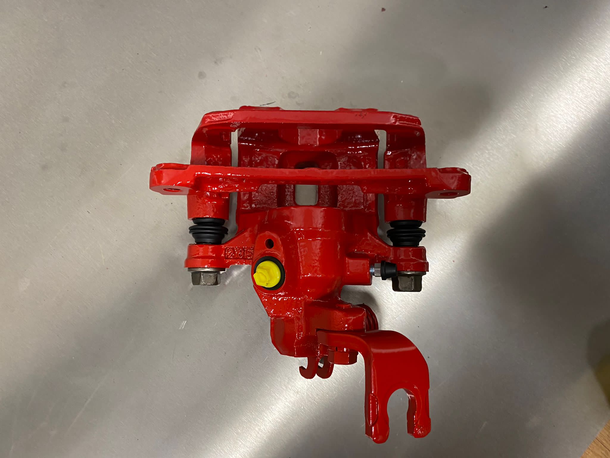 1993 Mazda RX7 Brake Calipers Refurbishment and Paint i001122