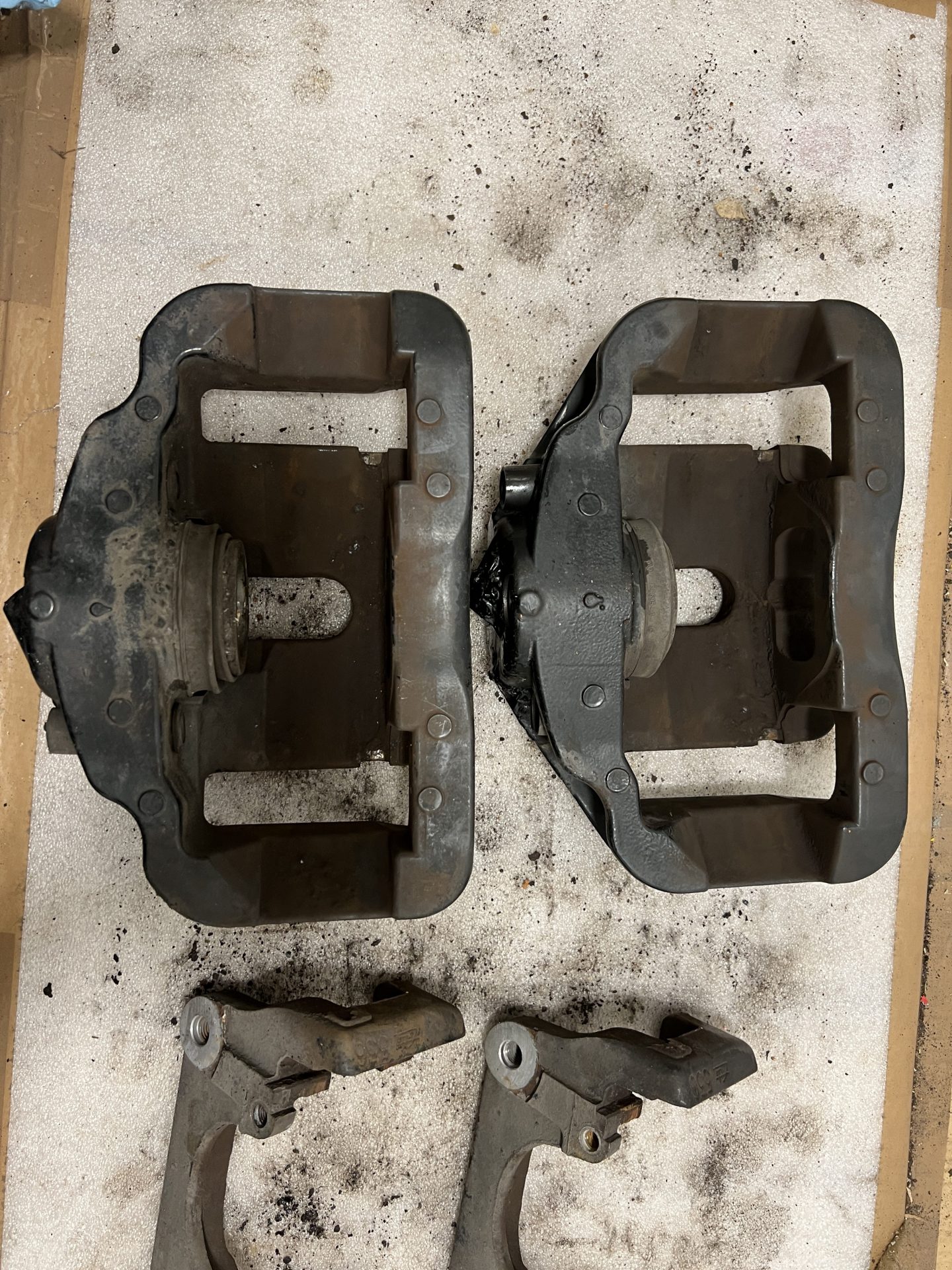2007 BMW M3 Brake Caliper Refurbishment and Paint