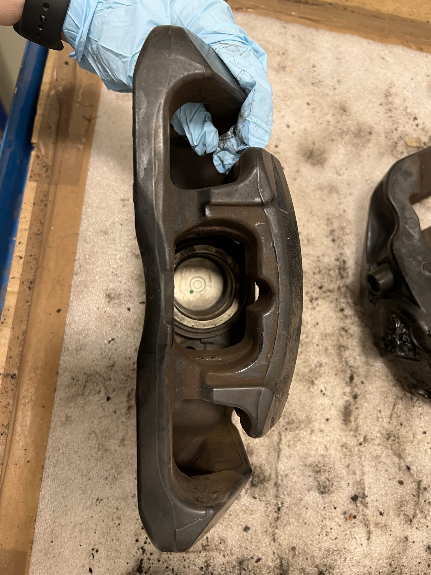 2007 BMW M3 Brake Caliper Refurbishment and Paint